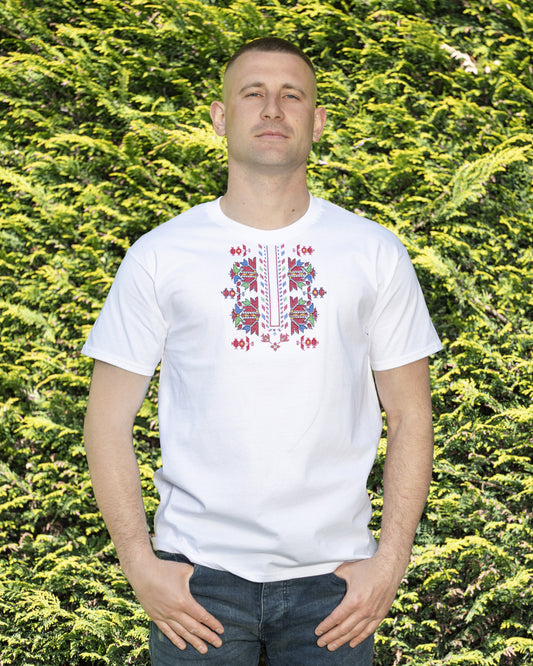 Мъжка тениска с шопска шевица